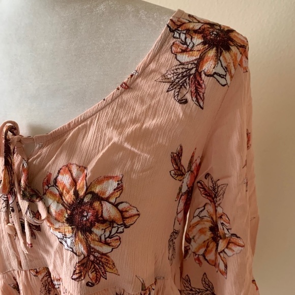 LF cropped floral blouse size S NWT - Picture 7 of 14
